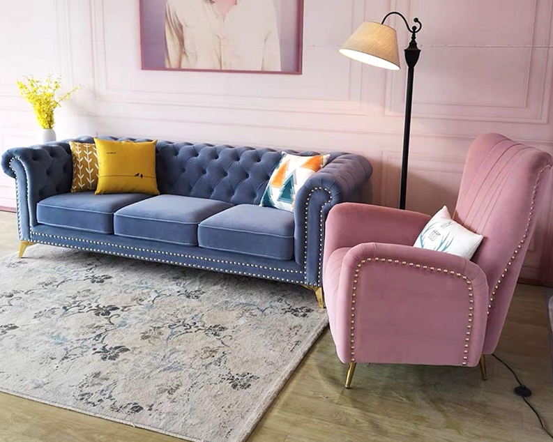 Classic Chesterfield Sofa