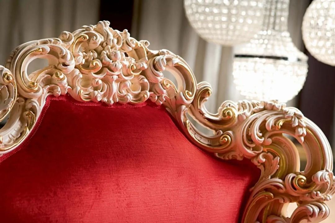 ELISE Baroque Sofa