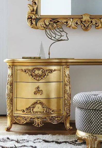 ESME Baroque Luxury Vanity Set