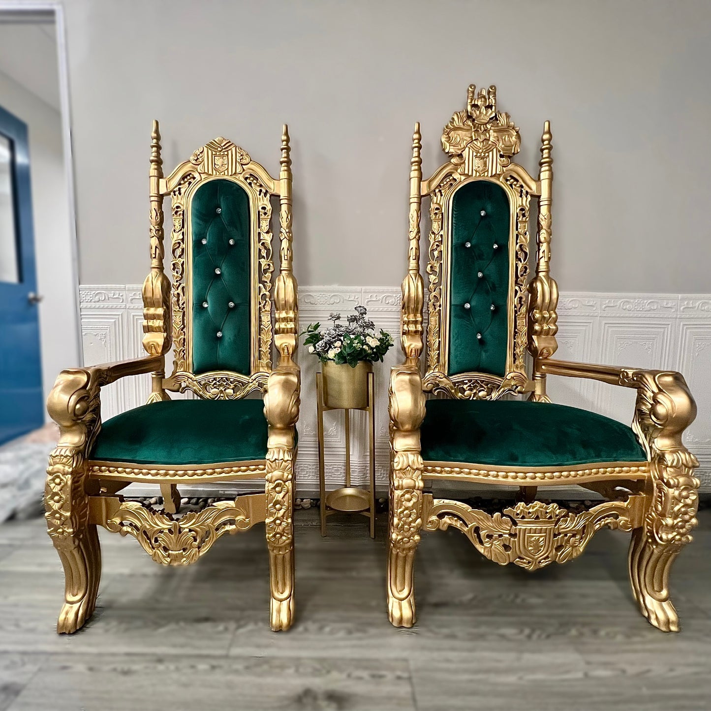 Royal Throne Chair