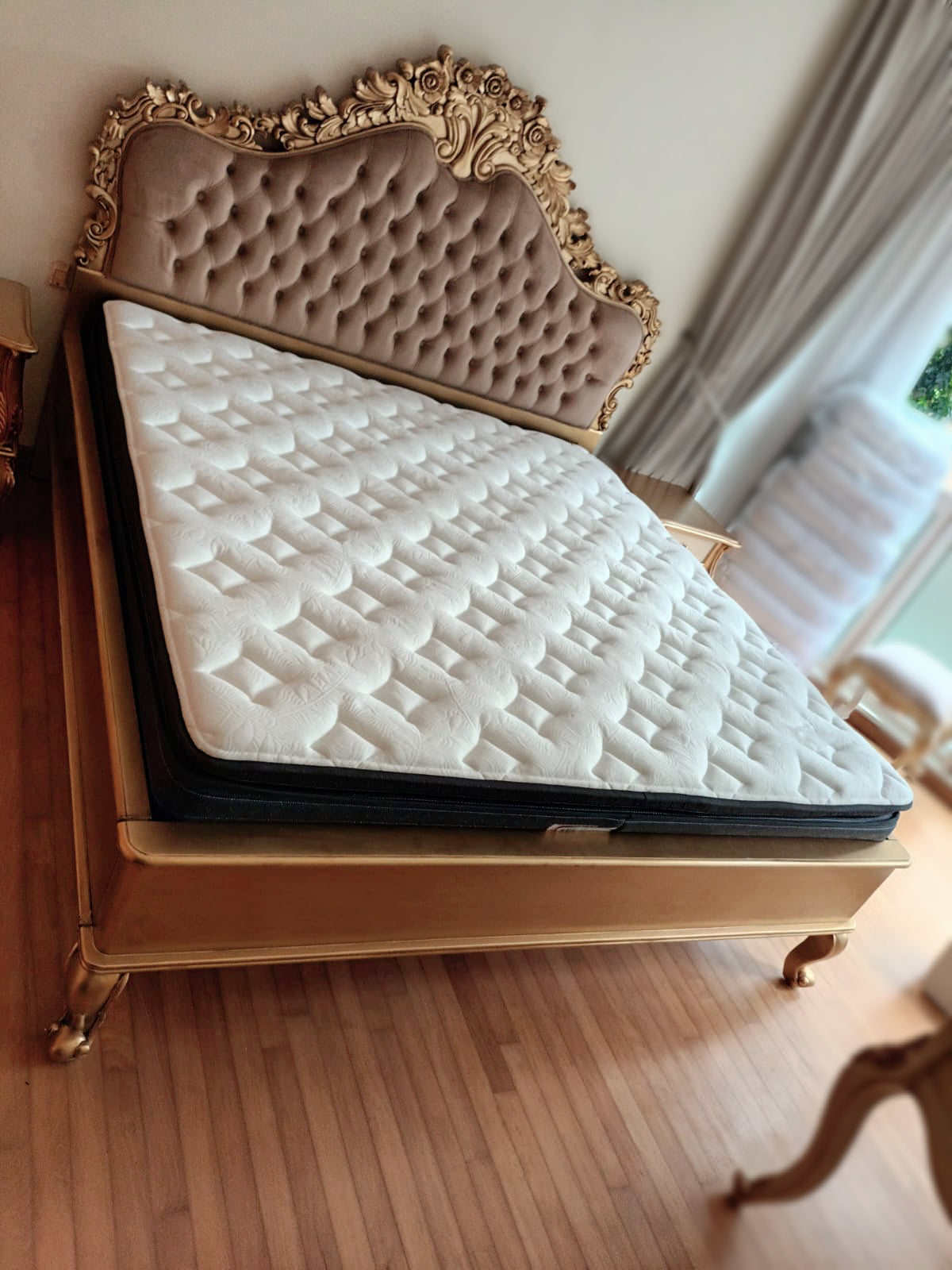 Royal Classic Bedroom