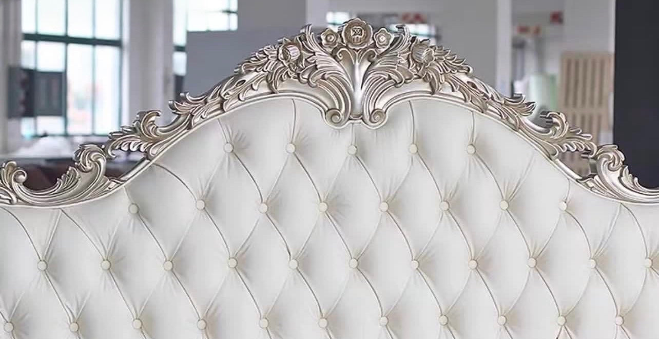 Royal Classic Bedroom