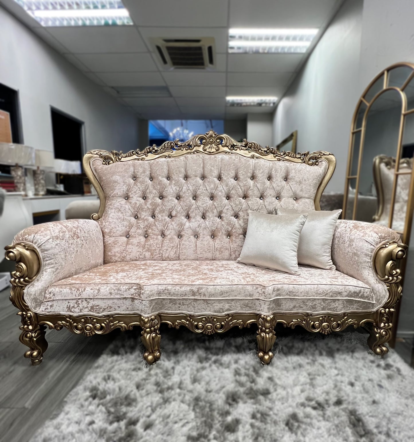 Royal Classic Living Room