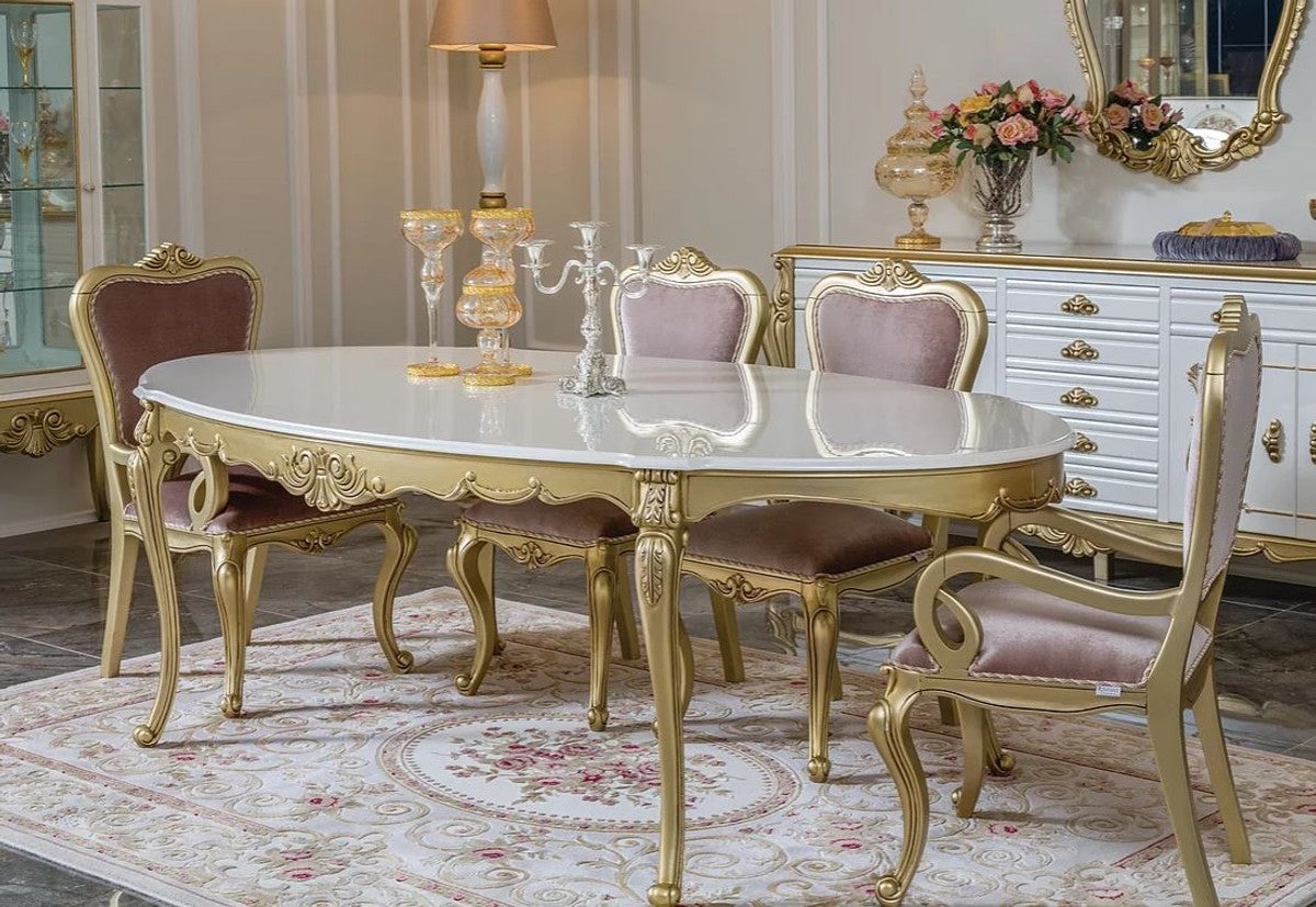 Royal Classic Dining Room
