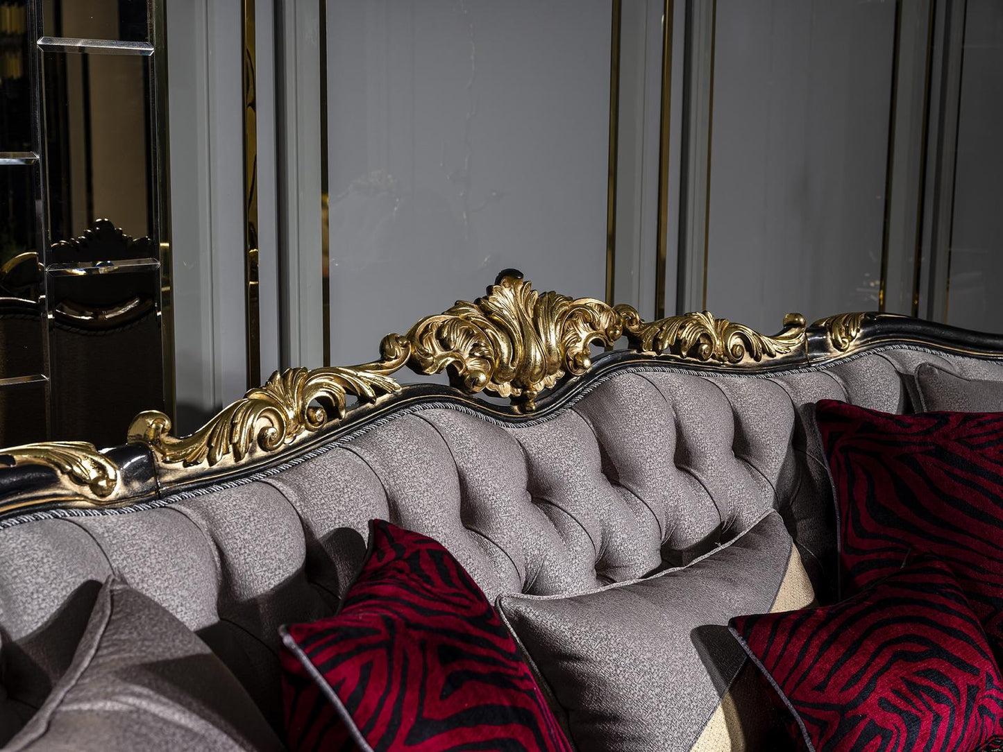 SIERRA Baroque Sofa