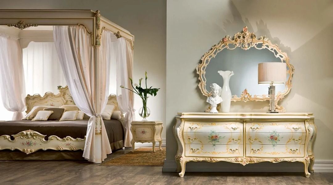 SIXTINE Romantic Victorian Canopy Bed Frame