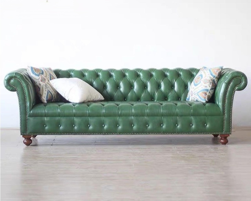 VERA Modern Victorian Chesterfield Sofa