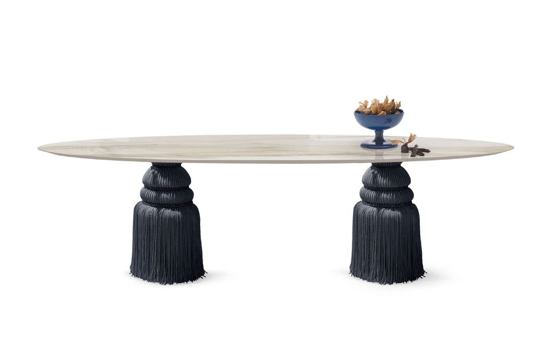 CHARLOTTE Contemporary Oval Dining Table