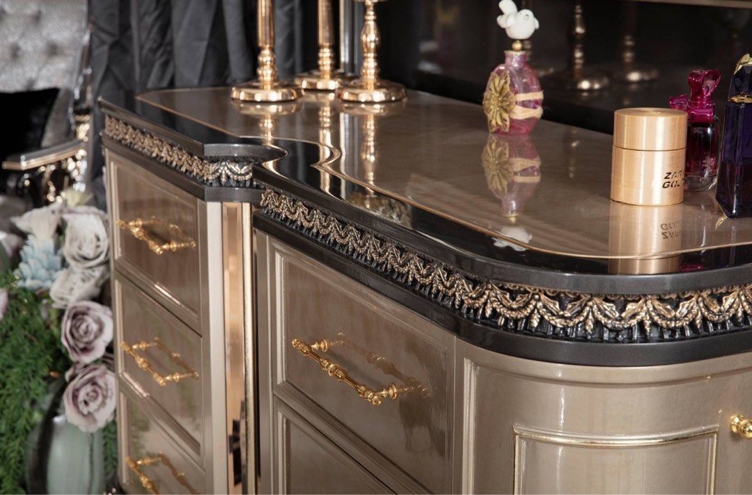 ESMERALDA French Luxe Dresser
