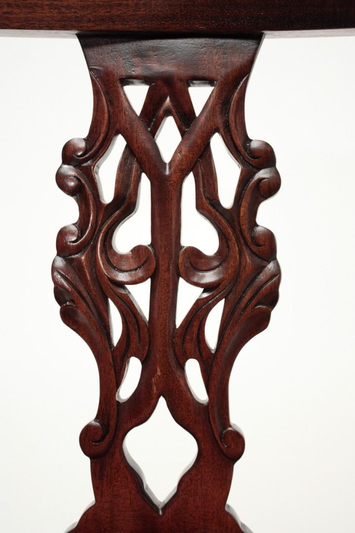 JULIETTA Victorian-Chippendale Accent Corner Chair
