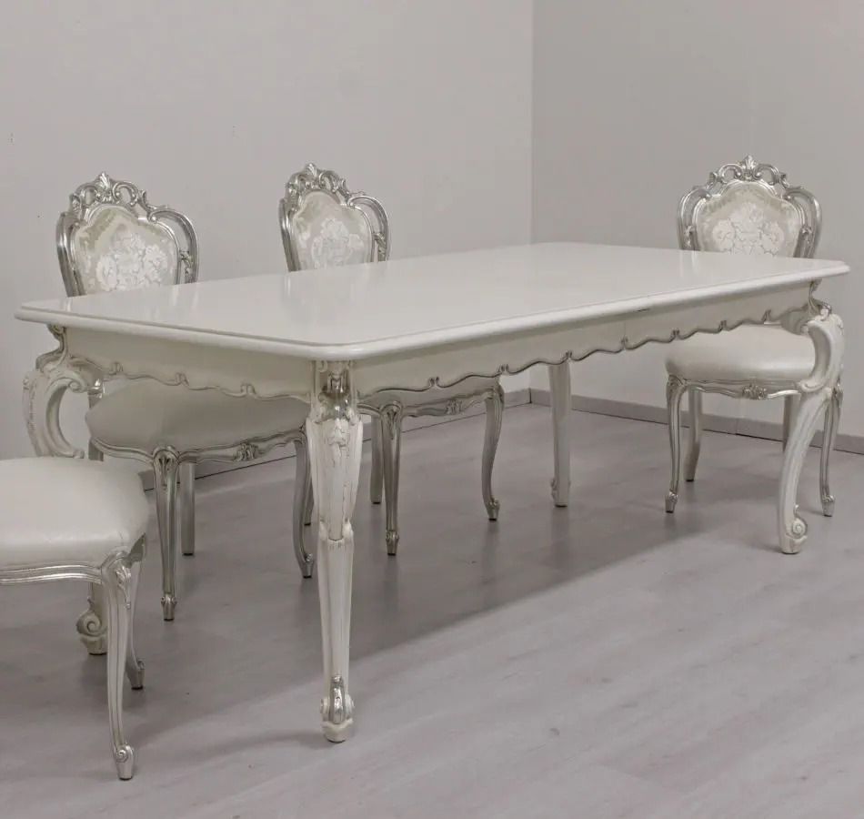 LEILANY Victorian Dining Table