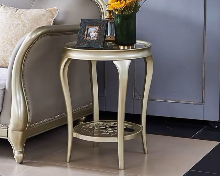 QUEENSLEY Modern Victorian Side Table