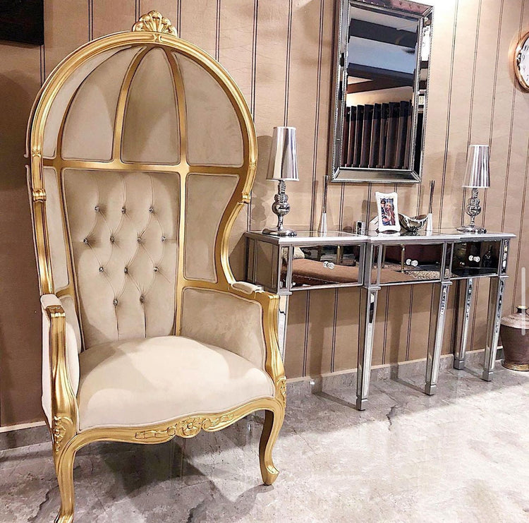 Thrones & Porter's Chairs