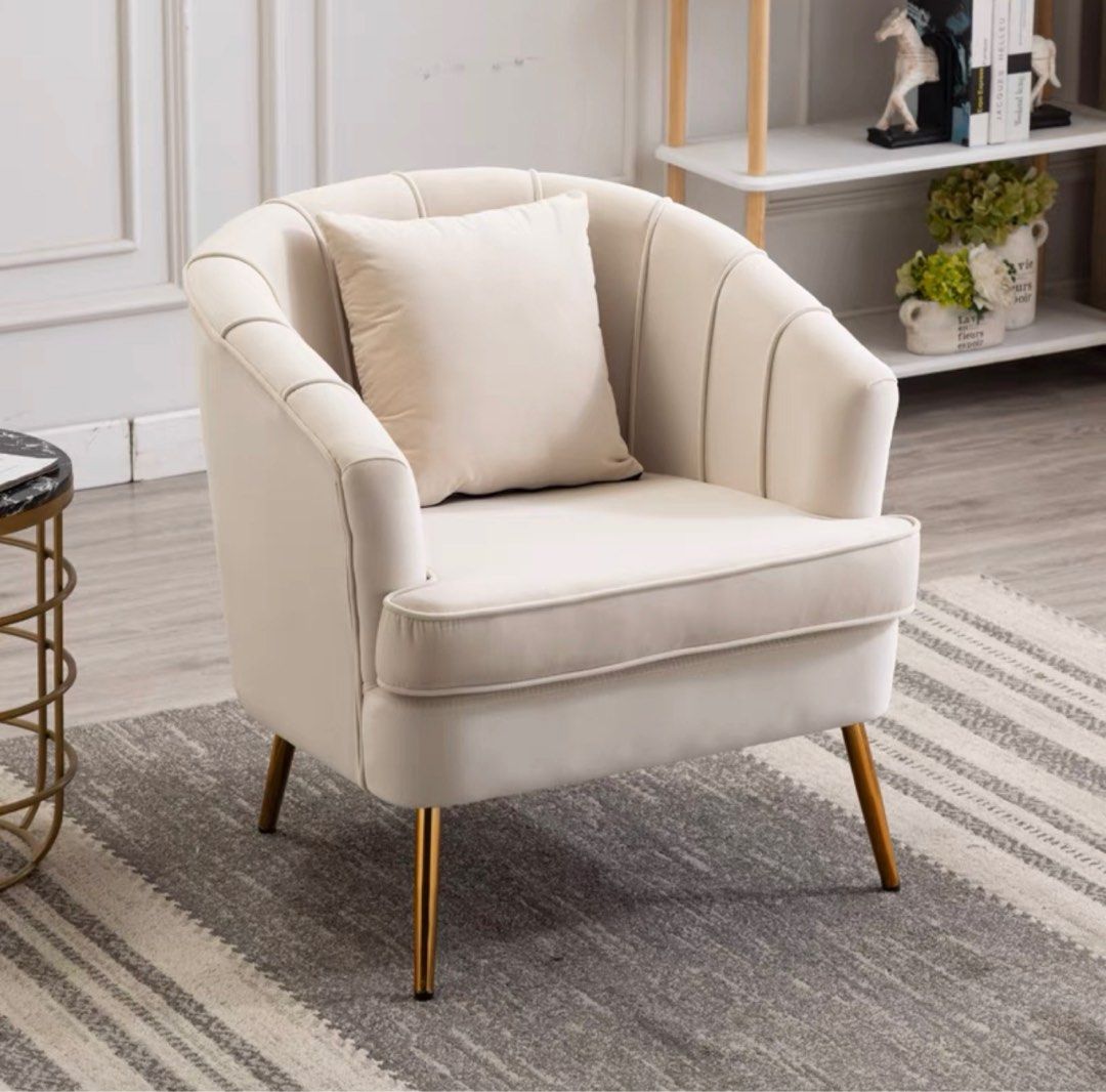 EIUN Minimalist Armchair
