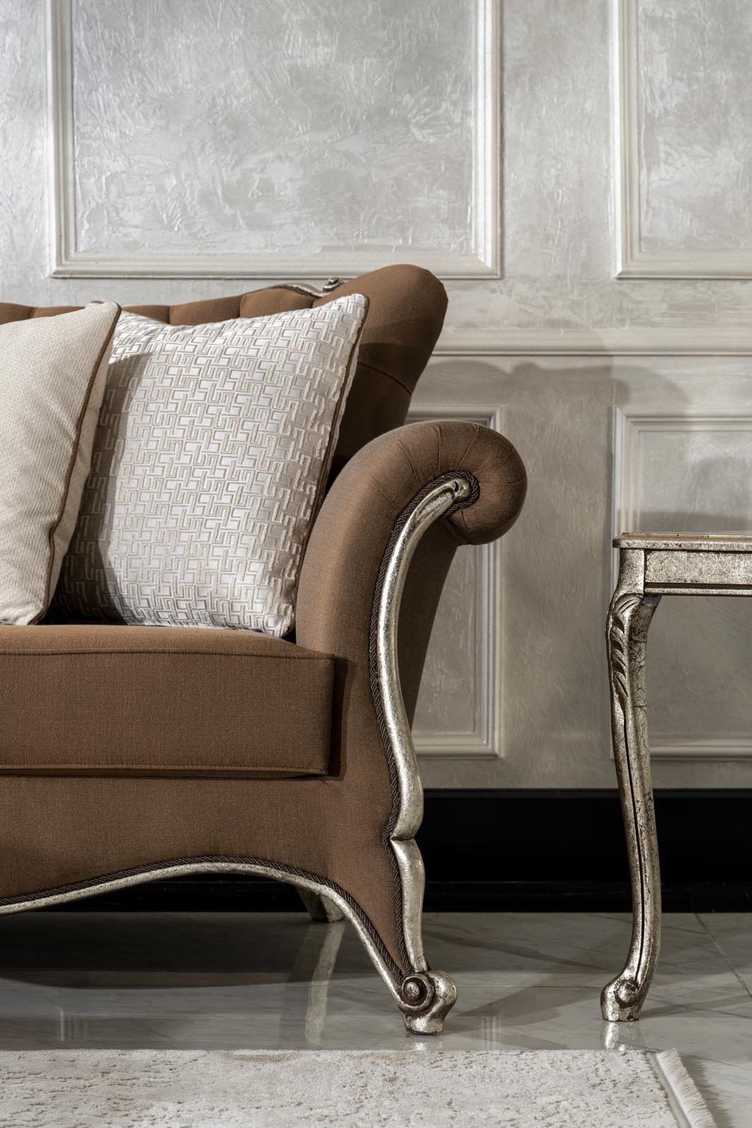 GLORIA Victorian Sofa
