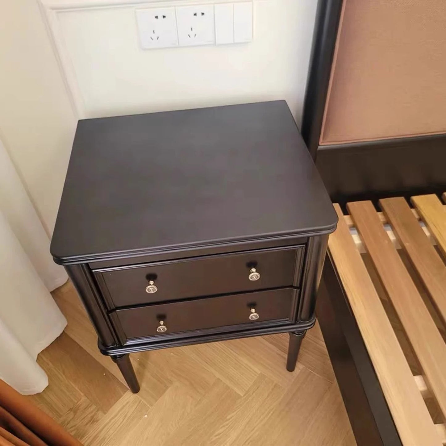 HILDE Vintage Bedside Drawers