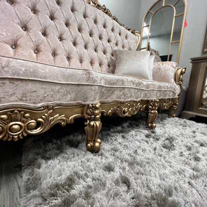 Royal Classic Living Room