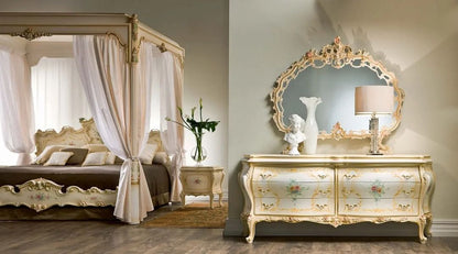 SIXTINE Romantic Victorian Canopy Bed Frame