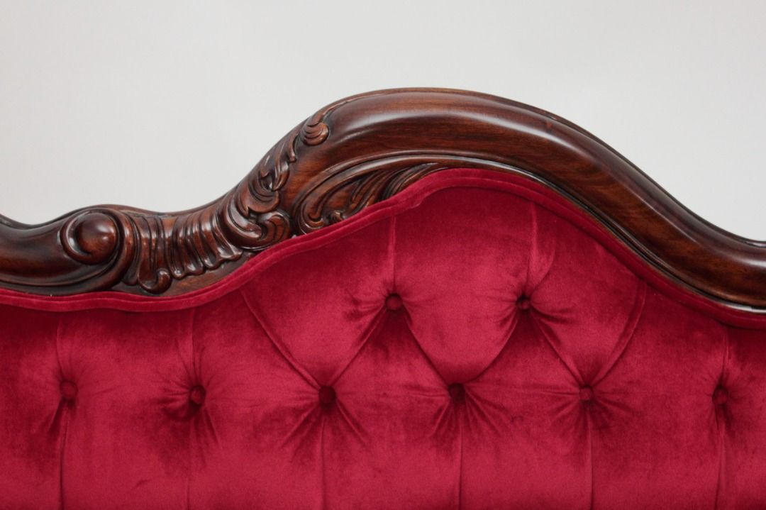 DIORE French Rococo Loveseat