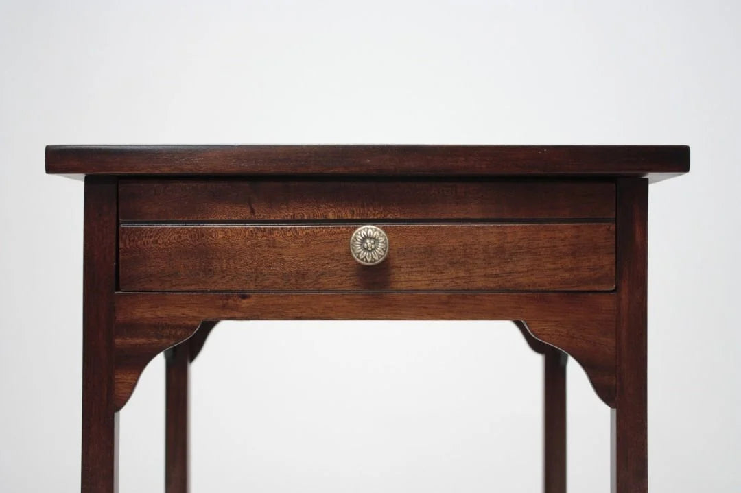 ELANI Traditional Accent Side Table