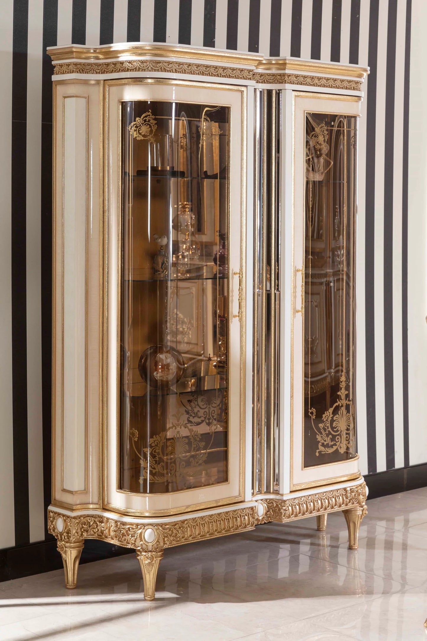 ESMERALDA French Luxe Vitrine Display Cabinet