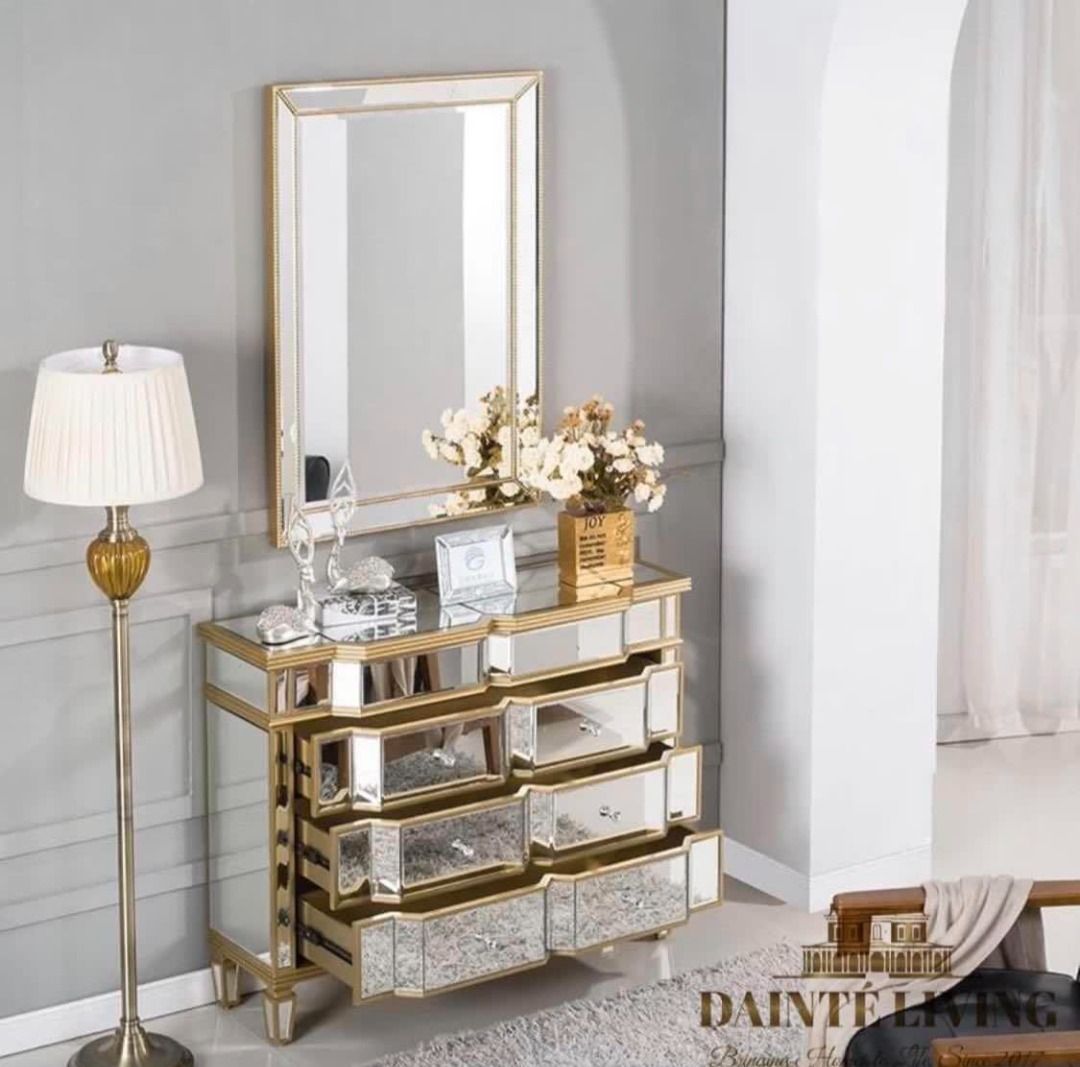GRANDIOSO Mirrored Luxury Dresser