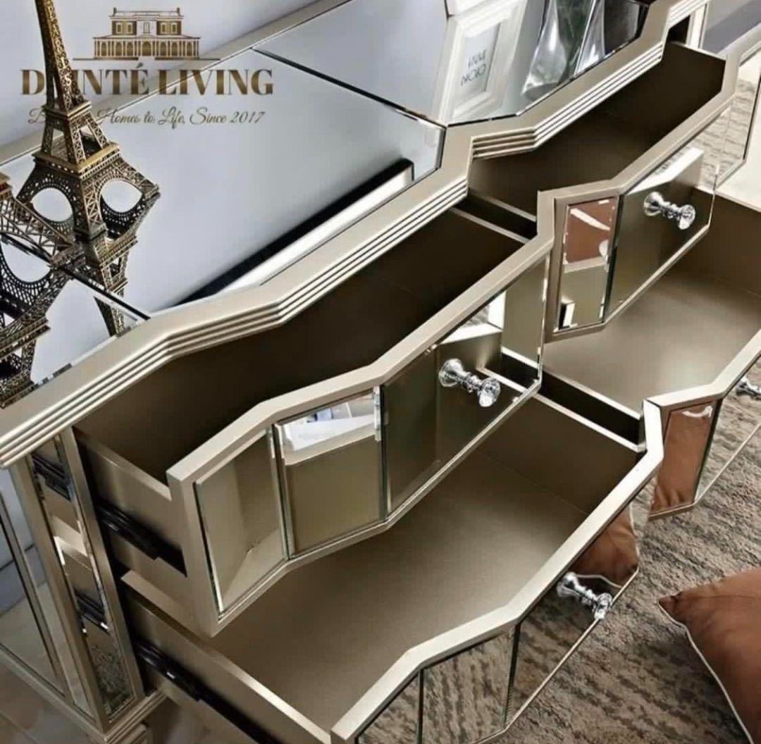GRANDIOSO Mirrored Luxury Sideboard Console