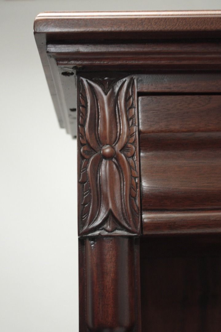 HENLEY Classic Traditional Victorian Bookshelve