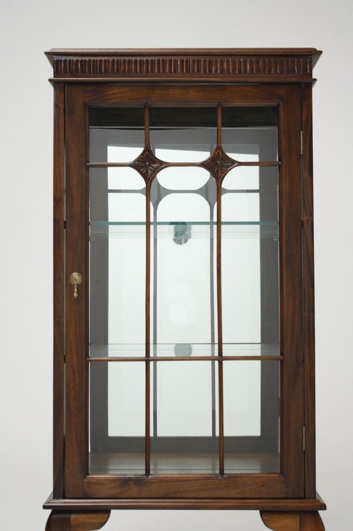 KASSIDY Victorian-Chippendale Display Cabinet