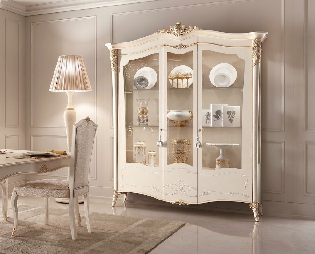 MACY Victorian Luxury Display Cabinet