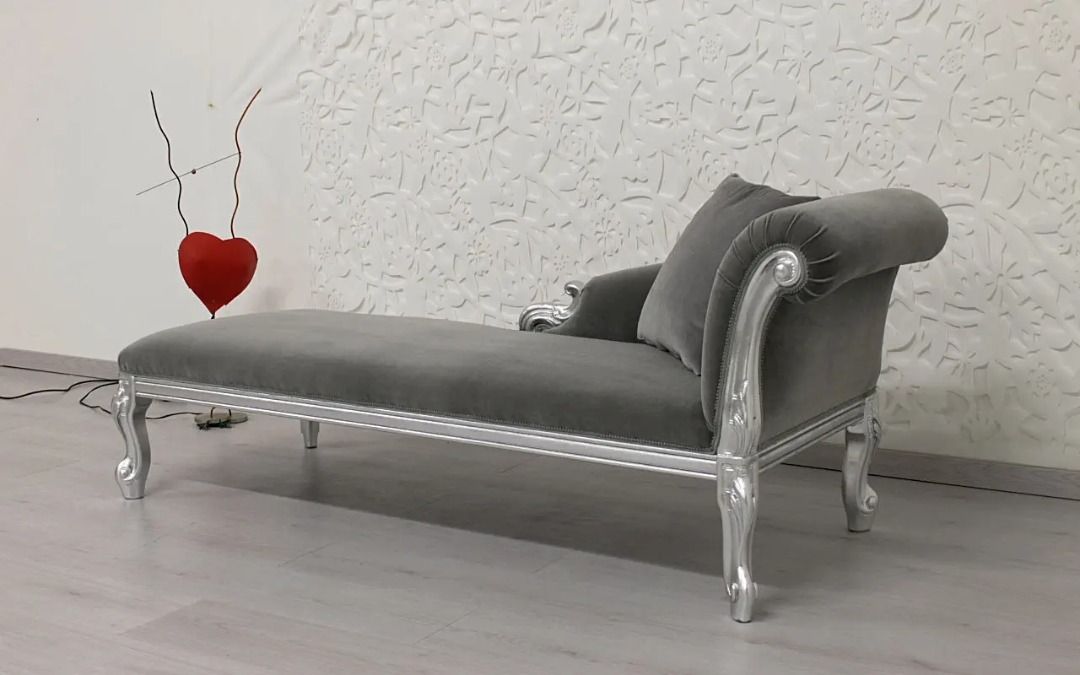 MADISON Modern Victorian Chaise Lounge