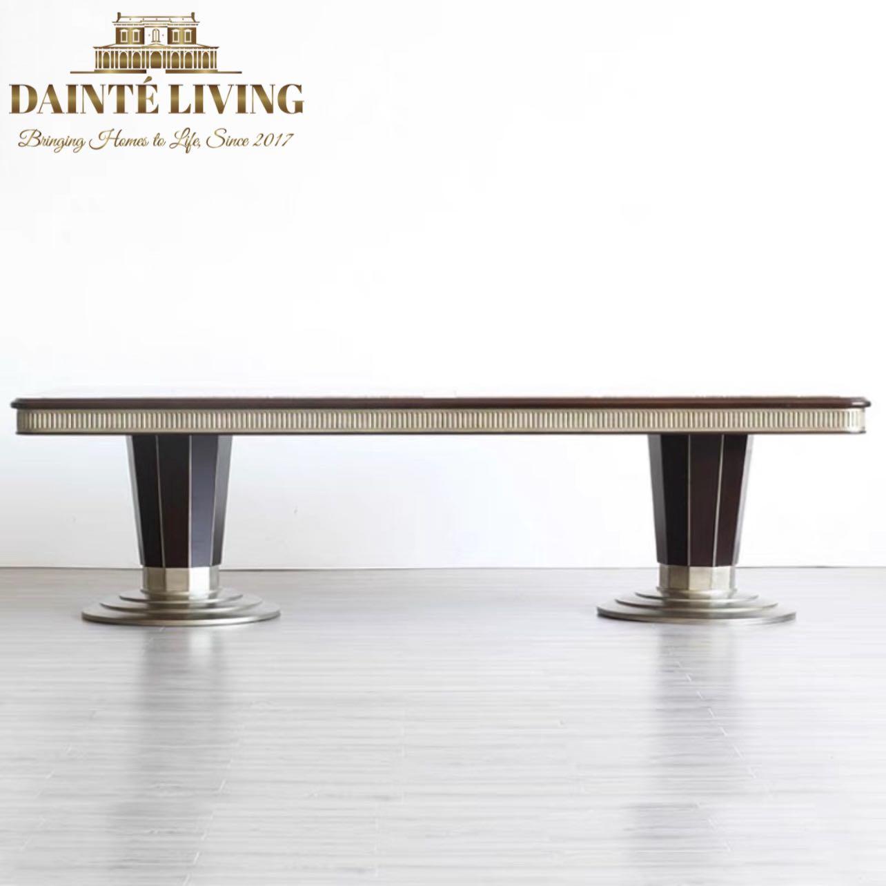 MAGNIFIQUE Grand Dining Table