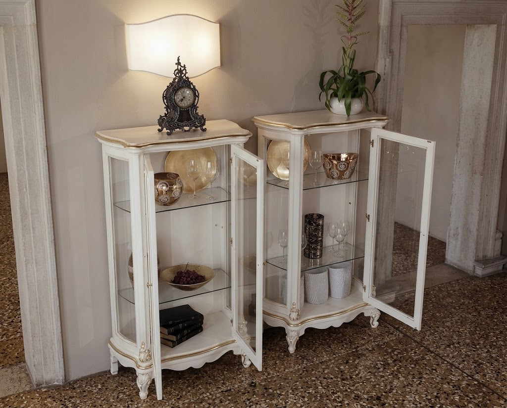 Custom Made Victorian display cabinet with front glass and side glass, with glass shelves, finished in off-white and gold details.