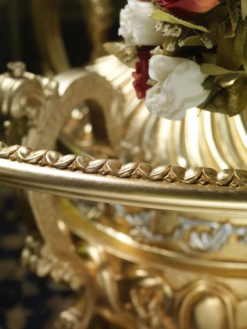 ZELIE Versailles Dining Table