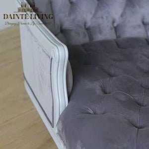 Bewildered | Ayesha Baroque Chaise Lounge