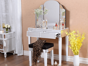 DIAZ Mirrored Luxury Vanity Set